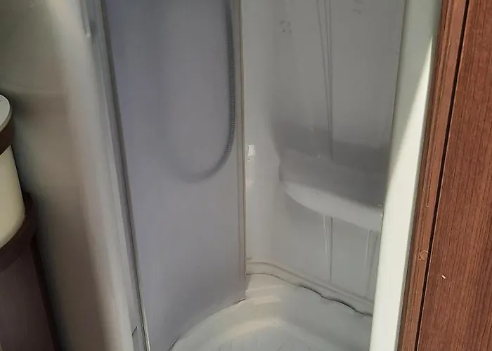 Explorer The World 营地